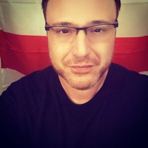 Meet your Posher, Christopher